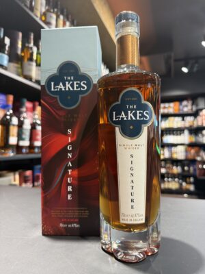 The lakes Signature