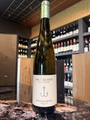 Dr Fischer Riesling Trocken droge witte Riesling uit de Saar in Duitsland.